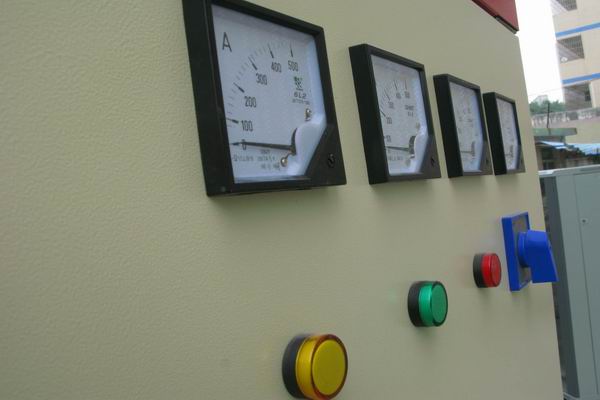 代县配电柜-3683讲讲配电柜注意事项